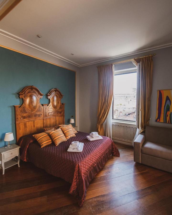 Made In Rome Luxury Affittacamere ภายนอก รูปภาพ