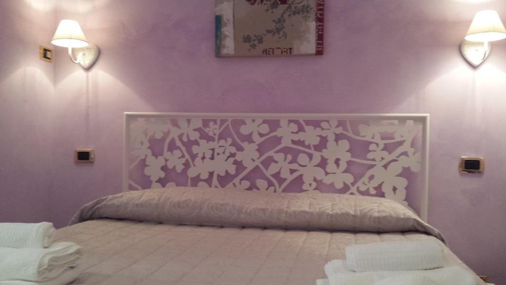 Made In Rome Luxury Affittacamere ภายนอก รูปภาพ