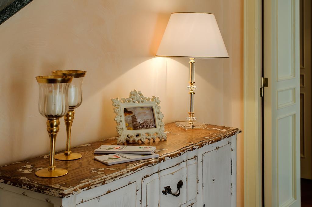 Made In Rome Luxury Affittacamere ภายนอก รูปภาพ