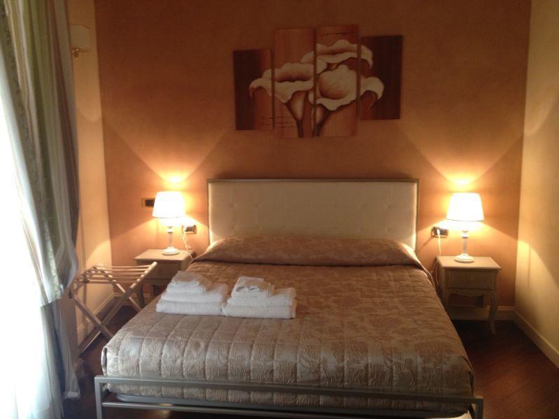 Made In Rome Luxury Affittacamere ภายนอก รูปภาพ