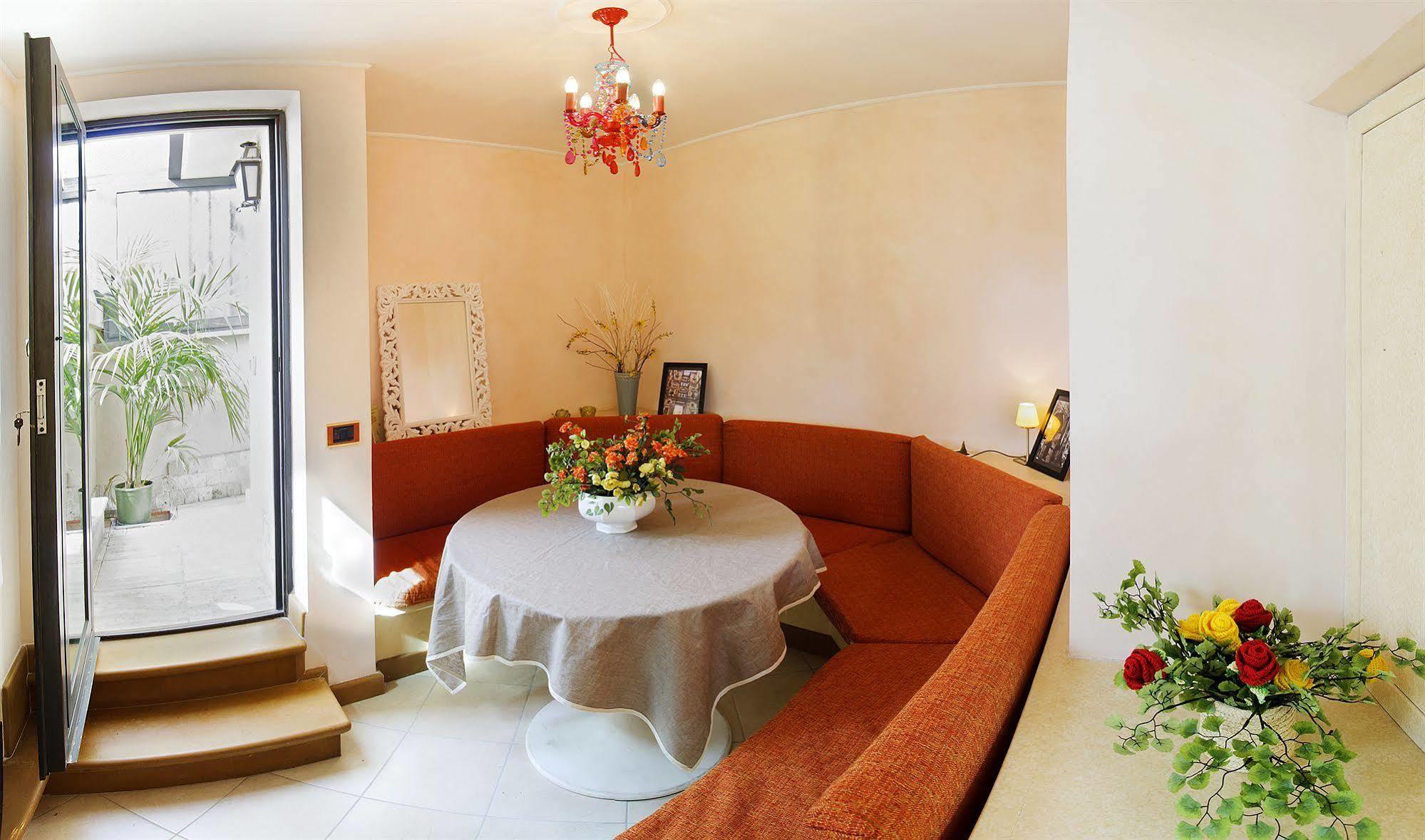 Made In Rome Luxury Affittacamere ภายนอก รูปภาพ