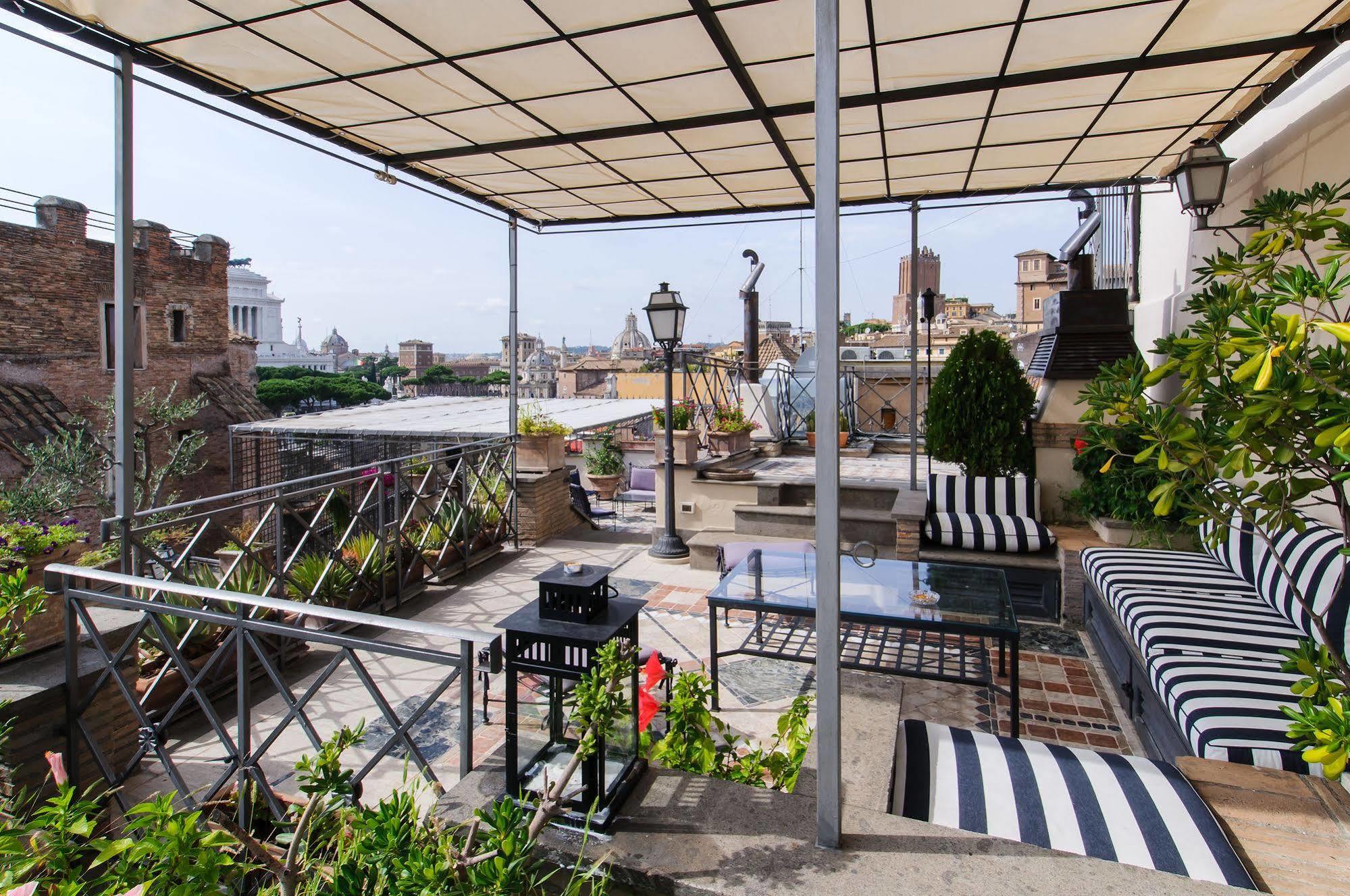 Made In Rome Luxury Affittacamere ภายนอก รูปภาพ