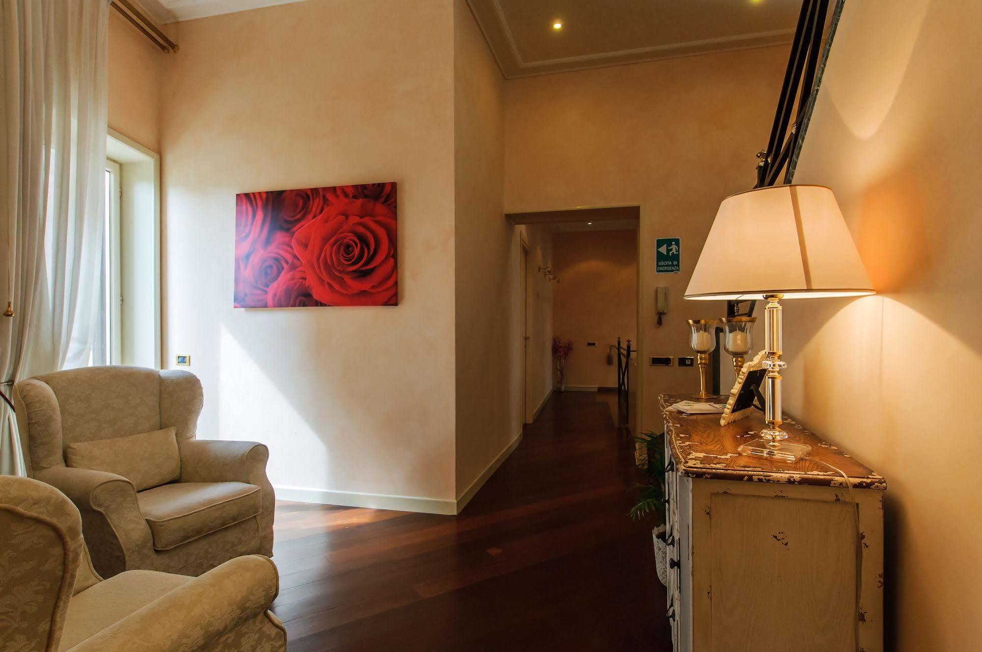 Made In Rome Luxury Affittacamere ภายนอก รูปภาพ