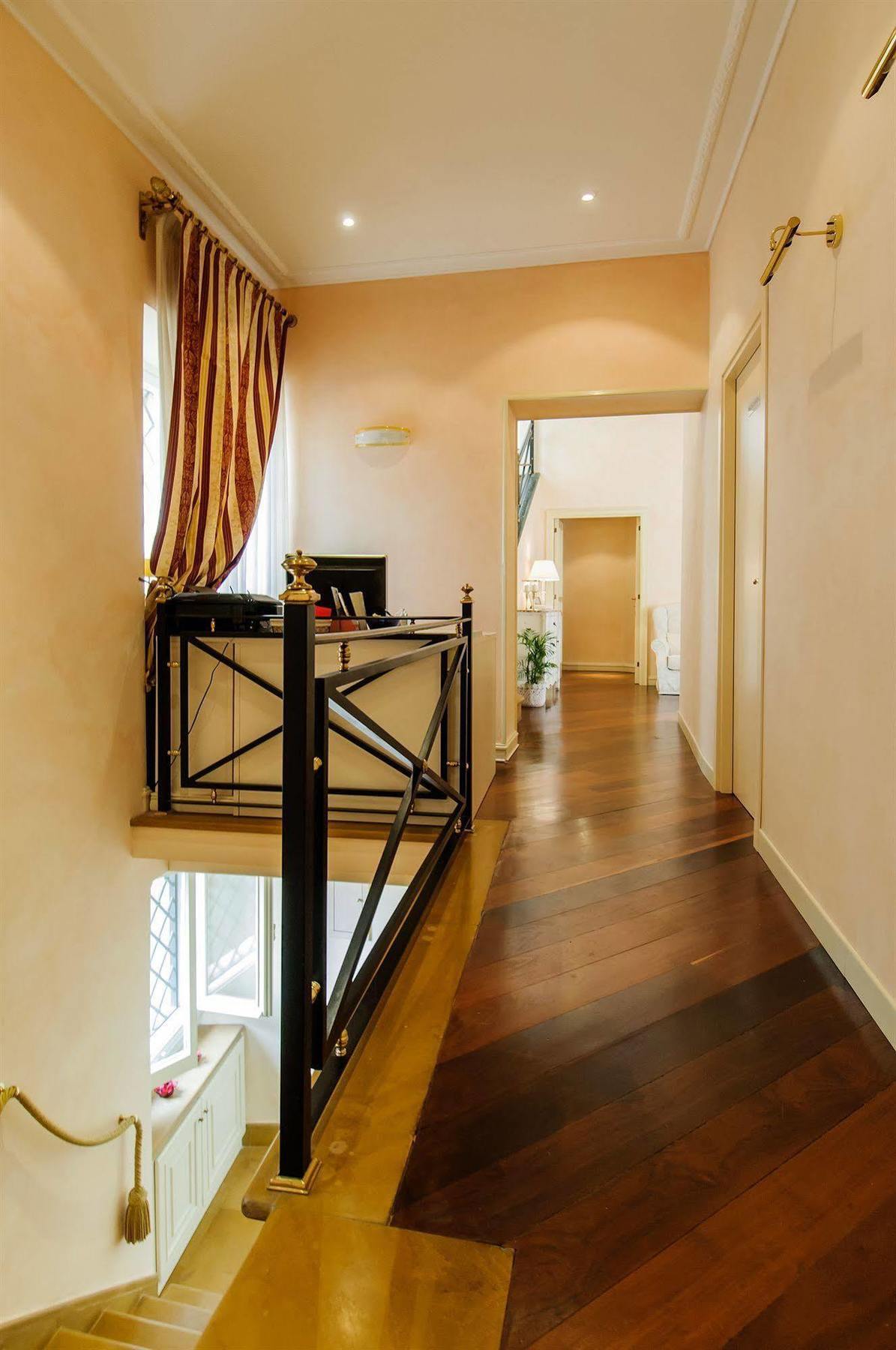 Made In Rome Luxury Affittacamere ภายนอก รูปภาพ